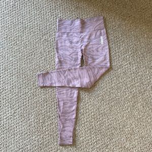 Gymshark adapt animal seamless - purple zebra